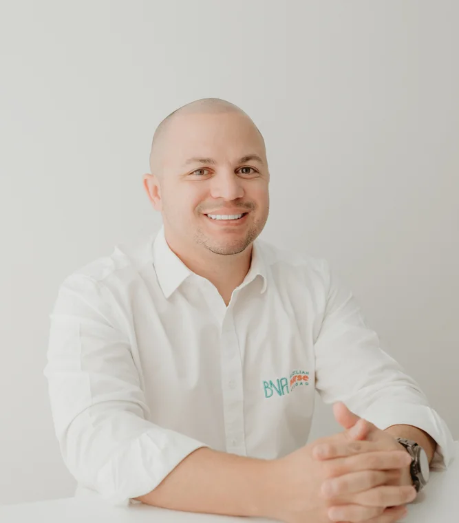 Jean Silva, fundador da BNA, sorrindo e pronto para tirar suas dúvidas